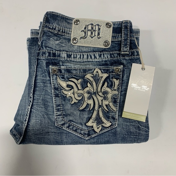 NWT Buckle Miss Me Boot Cut Jeans Embellished Pockets Bling Womens Mid Rise 0485 - Picture 3 of 15